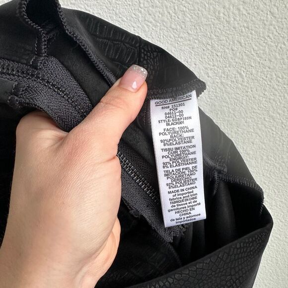 NWT Good American Black Croc Executive Pants Size 2 Flare Leg Slit Zipper XS - Picture 8 of 9